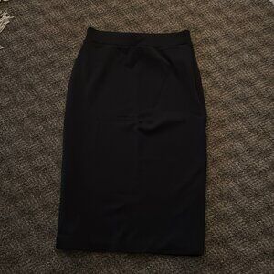 Contour skirt